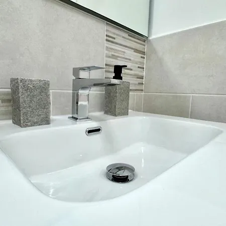 Апартаменты - Close To Center - Air Conditioning - Wifi Ментона