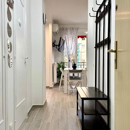 דירה - Close To Center - Air Conditioning - Wifi *