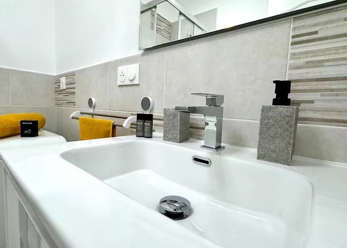 - Close To Center - Air Conditioning - Wifi Apartment Menton