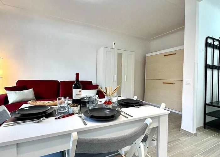 Appartement - Close To Center - Air Conditioning - Wifi *